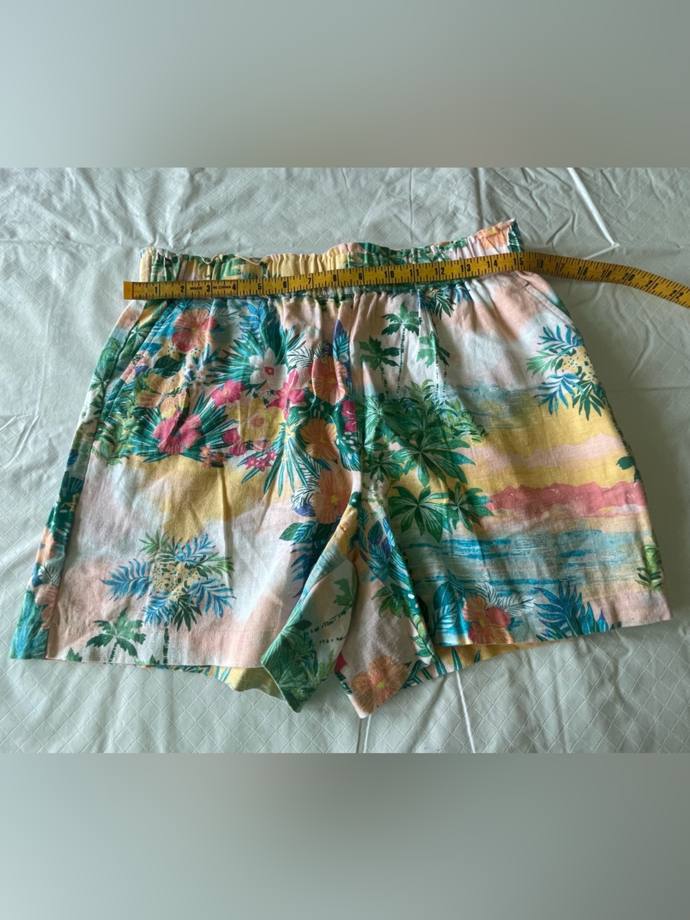 TALBOTS Tropical Print Elastic Waist Shorts - Pastel Floral